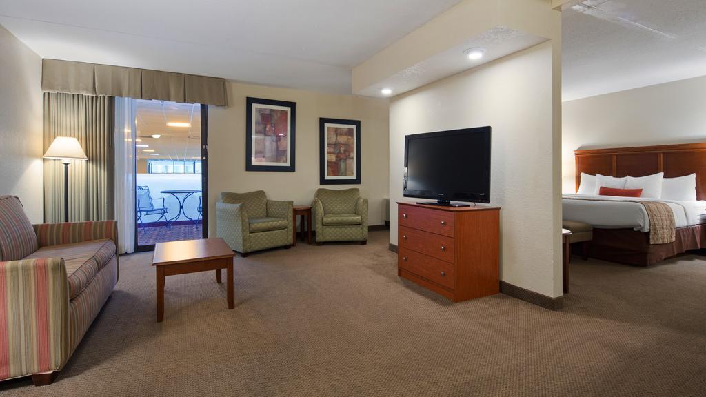 Best Western Plus La Porte Hotel & Conference Center Buitenkant foto