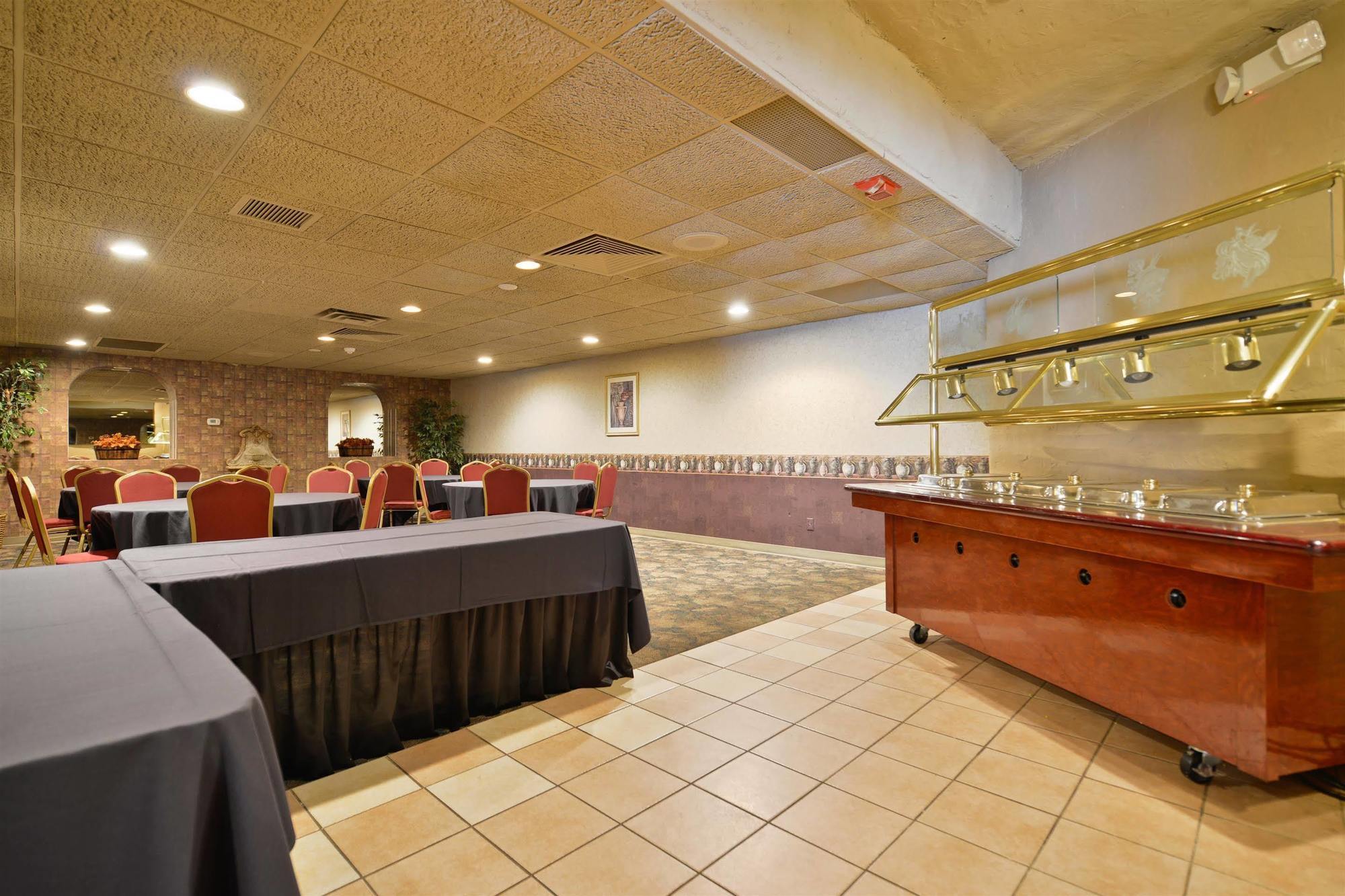 Best Western Plus La Porte Hotel & Conference Center Buitenkant foto