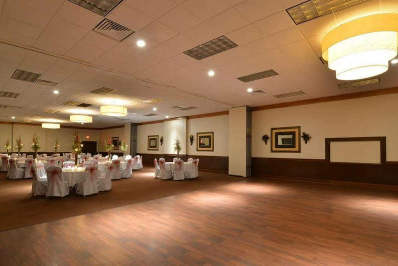 Best Western Plus La Porte Hotel & Conference Center Buitenkant foto